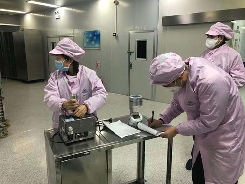 抗擊疫情 你我同在 防護用品生產(chǎn)中的中國力量與全民擔當